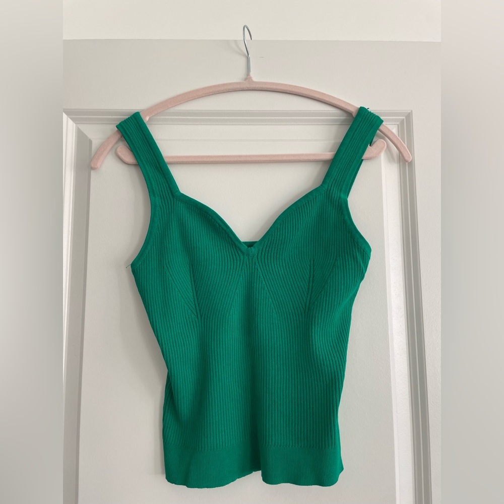 Green fitted ribbed tank